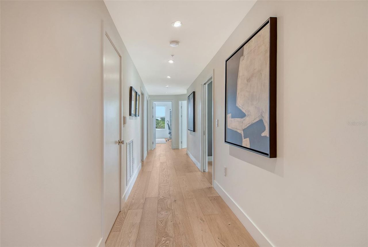401 N Point Road, Unit 404, Osprey, FL 34229 Photo