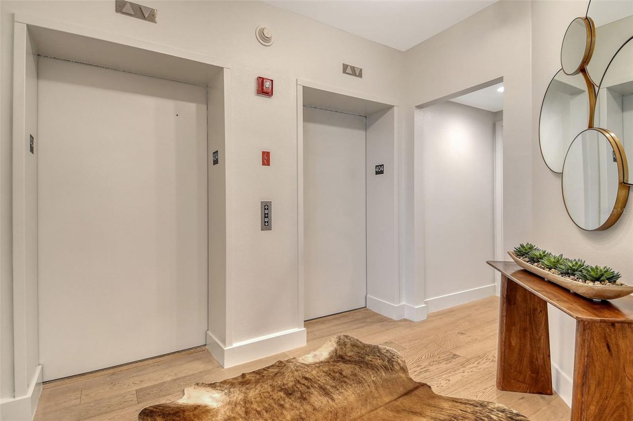 401 N Point Road, Unit 404, Osprey, FL 34229 Photo