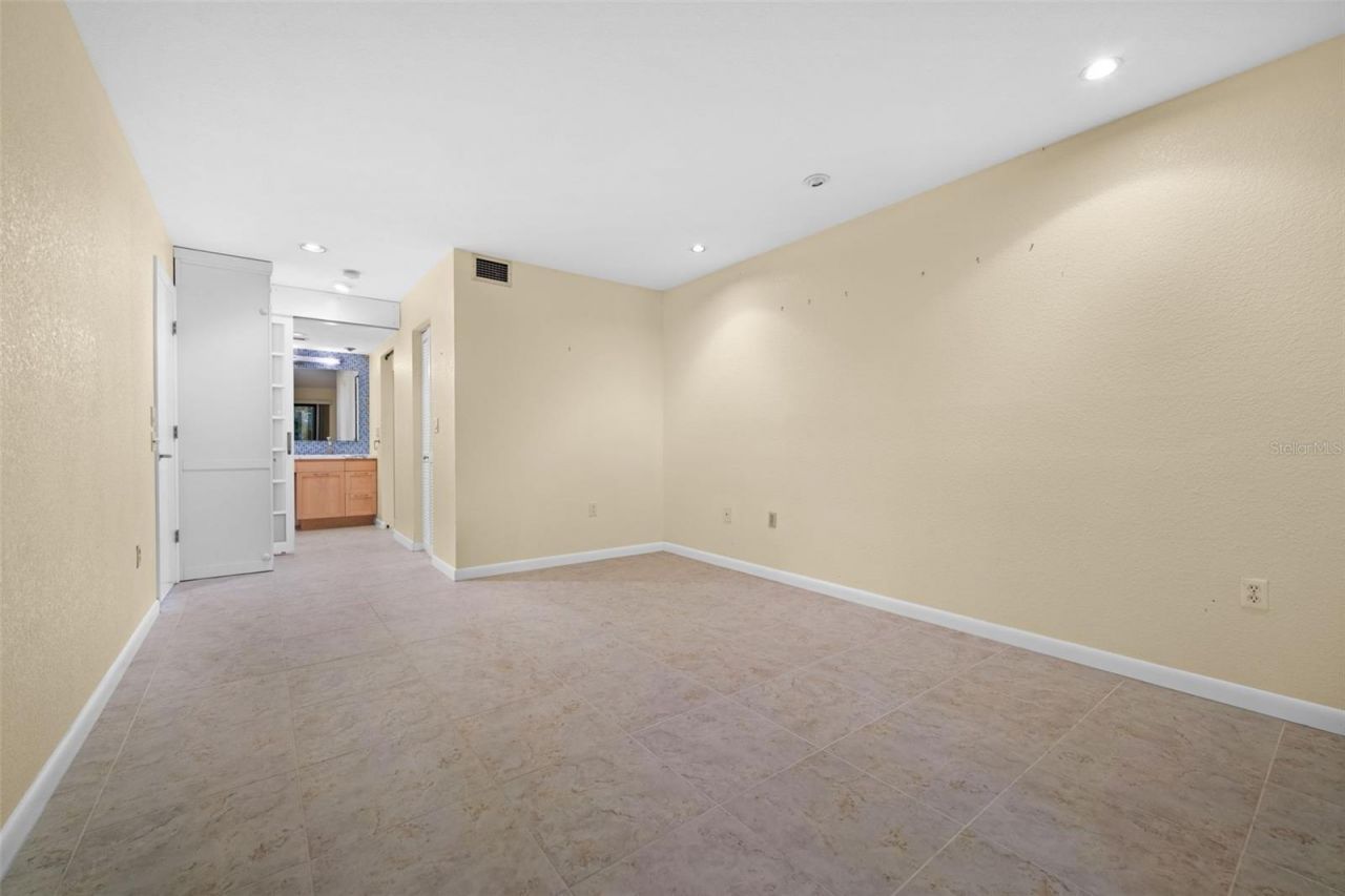 1657 Brookhouse Circle , Unit 152, Sarasota, FL 34231 Photo