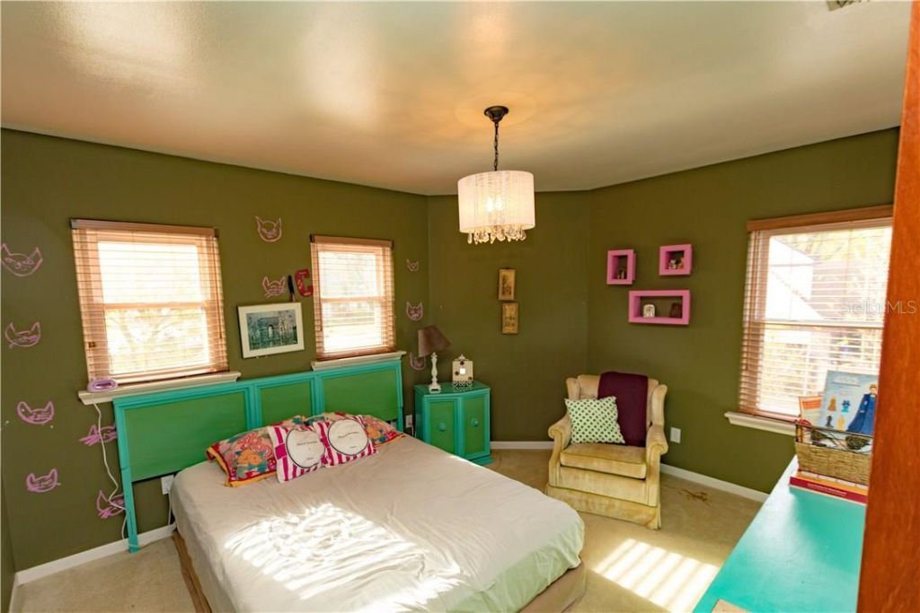 15924 Nottinghill Drive , Lutz, FL 33548 Photo