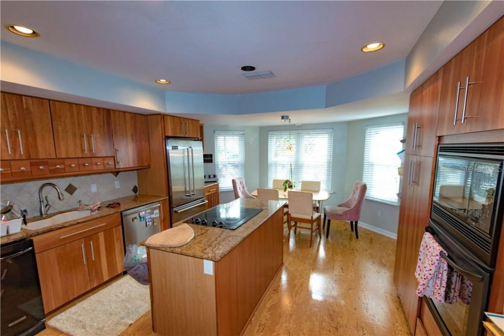 15924 Nottinghill Drive , Lutz, FL 33548 Photo