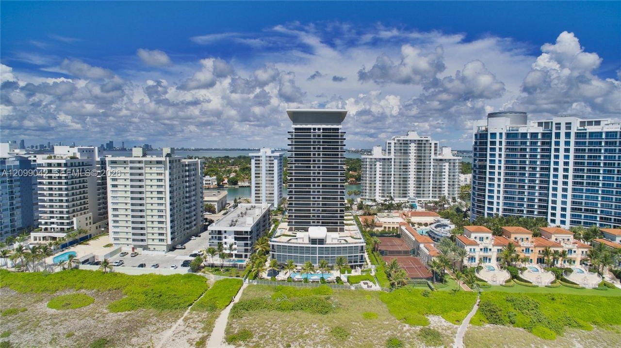 5875 Collins Ave , Unit 1008, Miami Beach, FL 33140 Photo