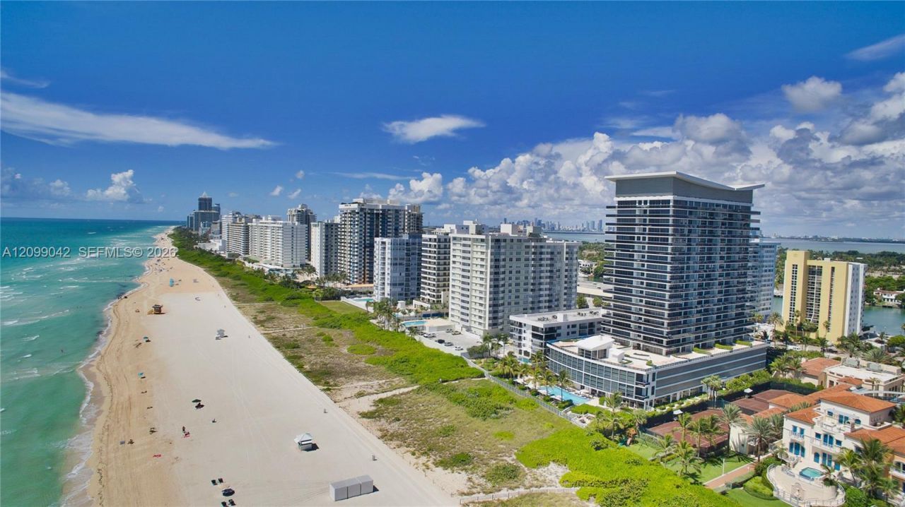 5875 Collins Ave , Unit 1008, Miami Beach, FL 33140 Photo