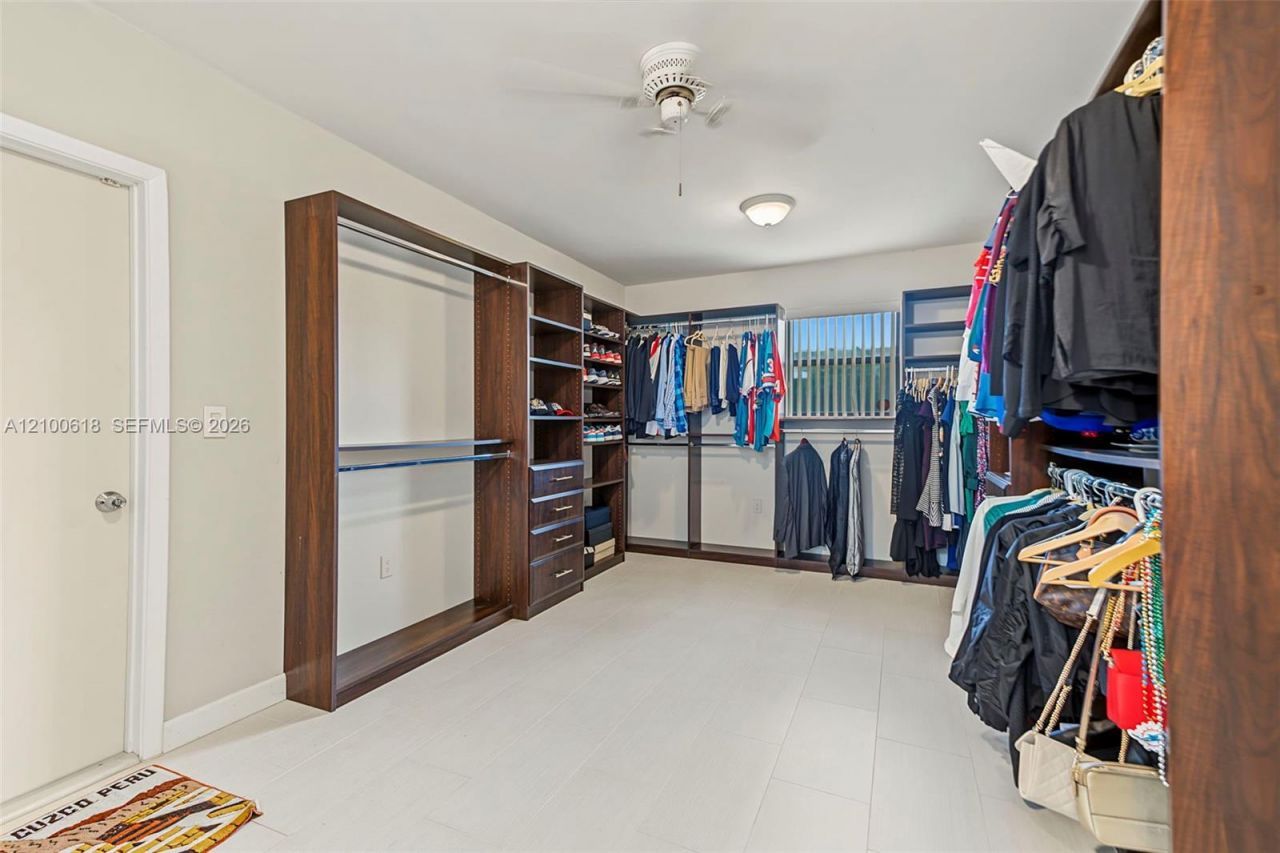 3225 Arthur Ter, Hollywood, FL 33021 Photo