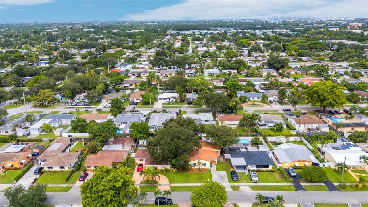 3225 Arthur Ter, Hollywood, FL 33021 Photo
