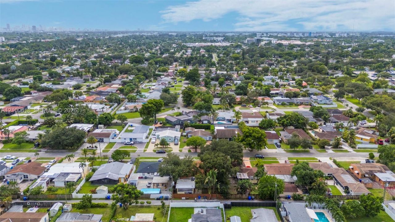 3225 Arthur Ter, Hollywood, FL 33021 Photo