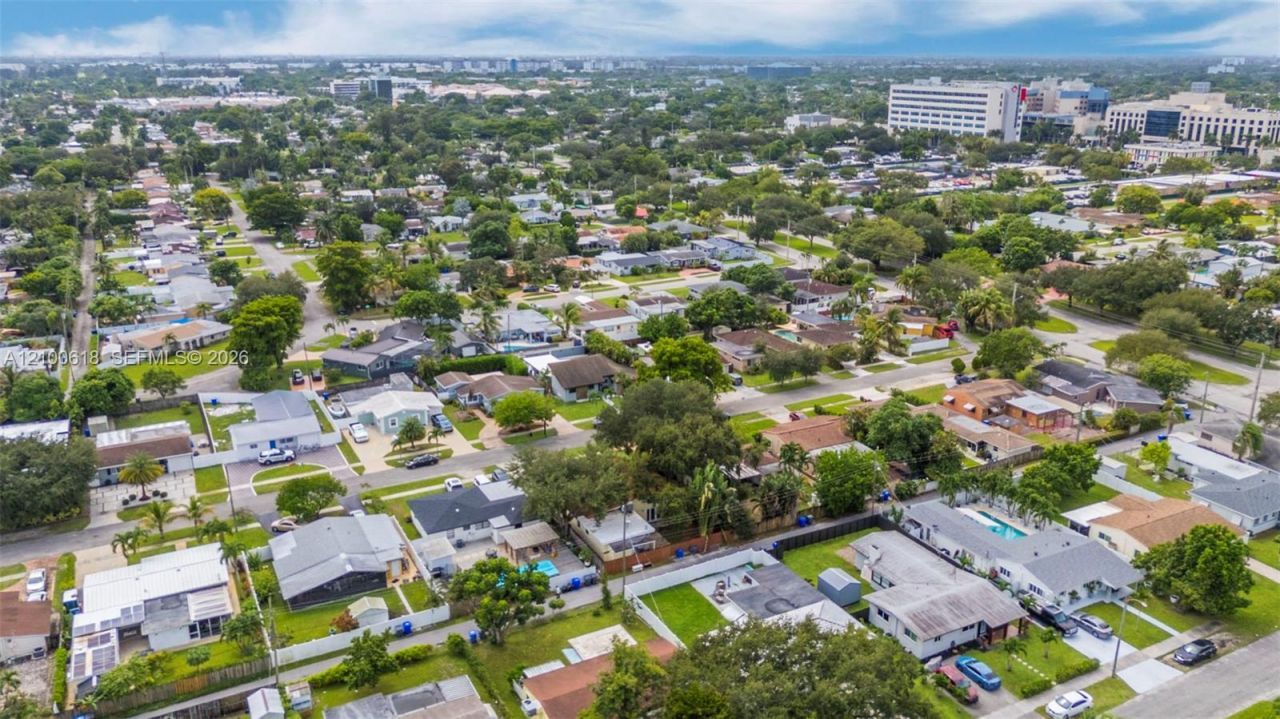 3225 Arthur Ter, Hollywood, FL 33021 Photo
