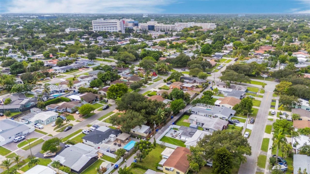 3225 Arthur Ter, Hollywood, FL 33021 Photo