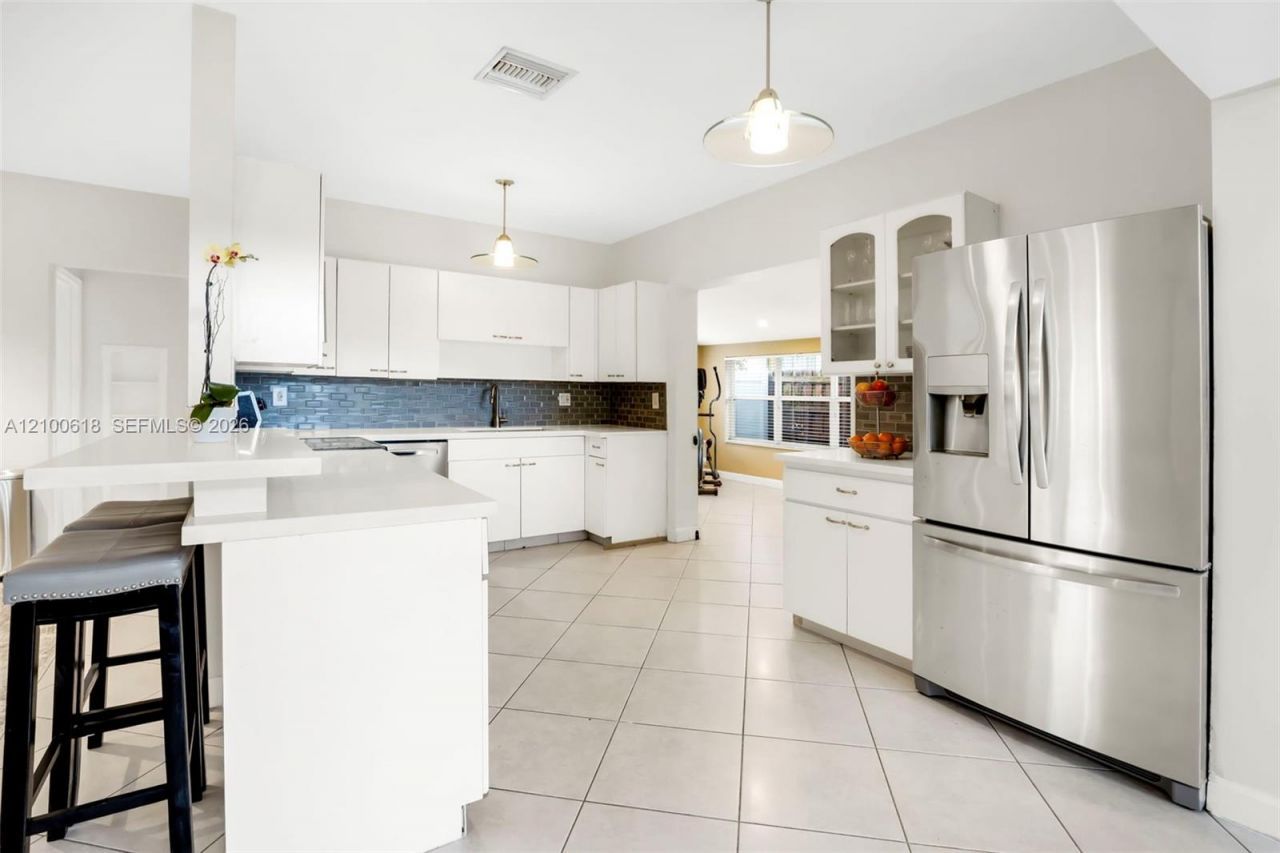 3225 Arthur Ter, Hollywood, FL 33021 Photo