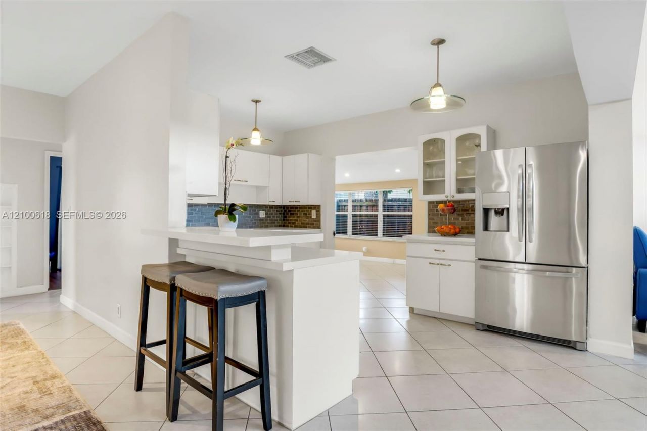 3225 Arthur Ter, Hollywood, FL 33021 Photo