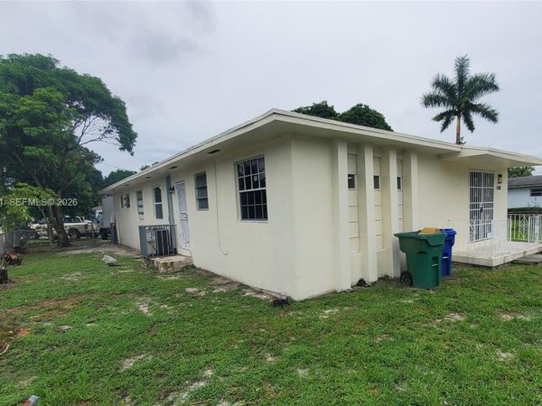 1186 NE 151 St, Unit 1186, Miami, FL 33162