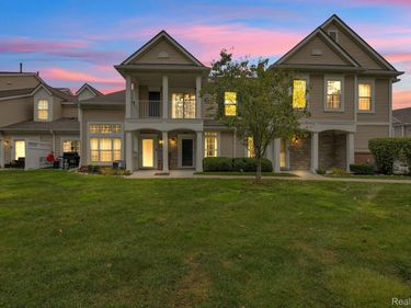 25592 Sun Sail, Unit 155, Harrison Township, Mi 48045