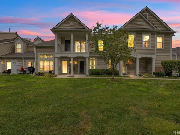 25592 Sun Sail, Unit 155, Harrison Township, Mi 48045