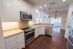 313 Glen Eagles Drive photo 4