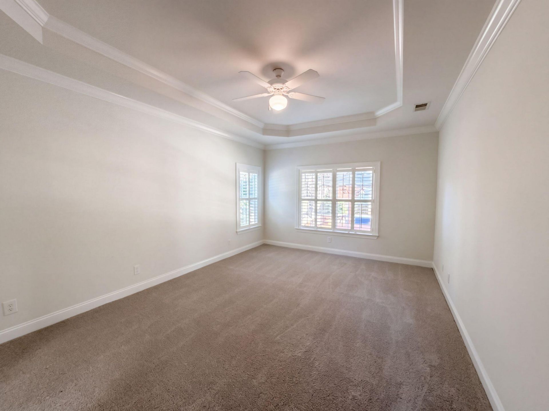 313 Glen Eagles Drive Photo 4