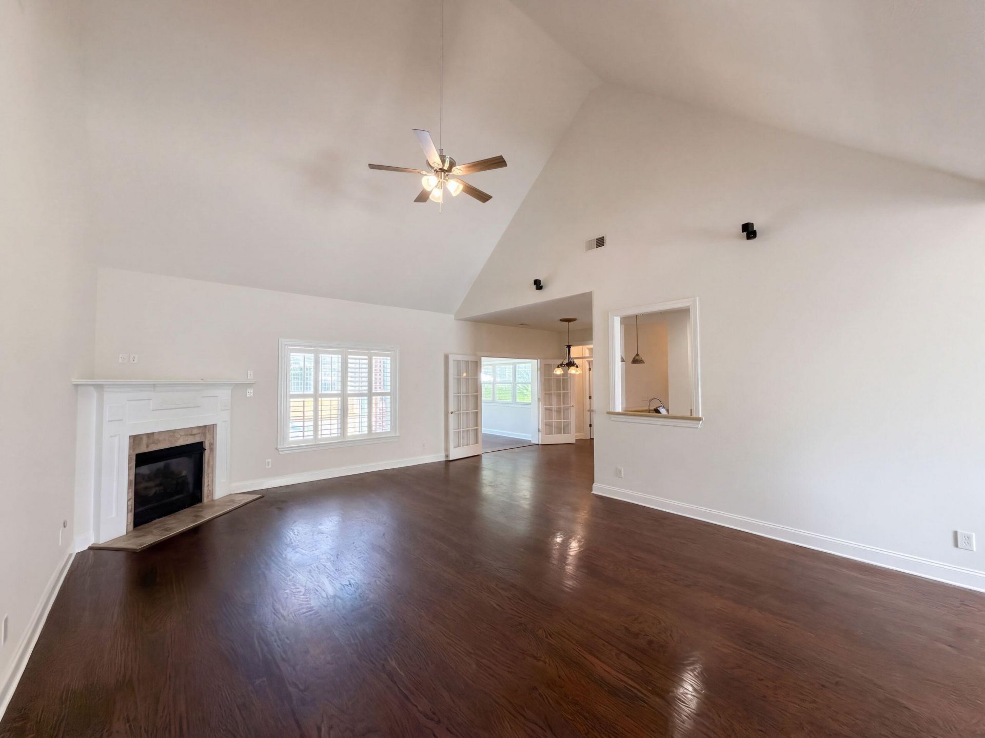 313 Glen Eagles Drive Photo 9