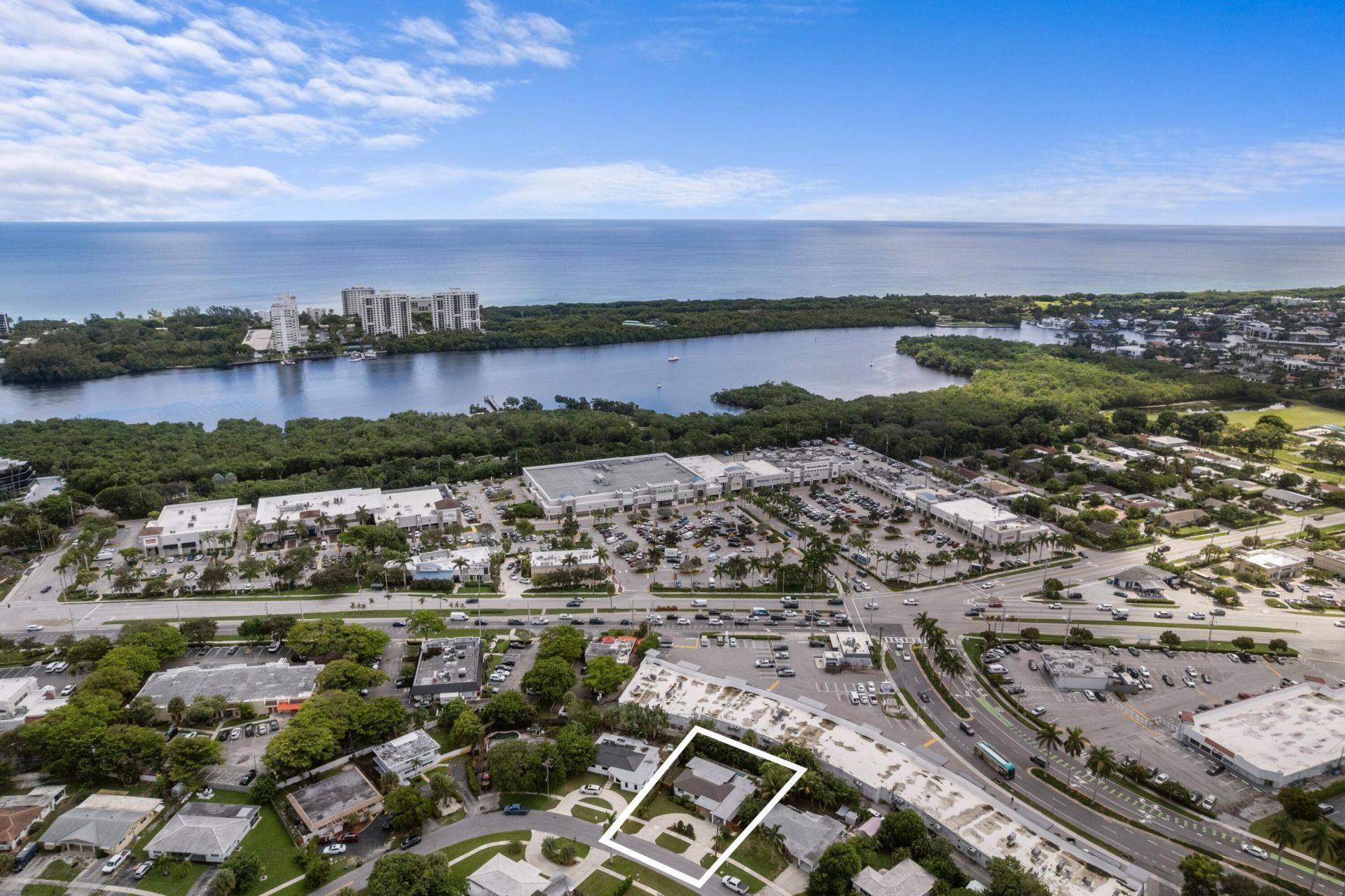 450 NE 5th Circle, Boca Raton, FL 33431 Photo