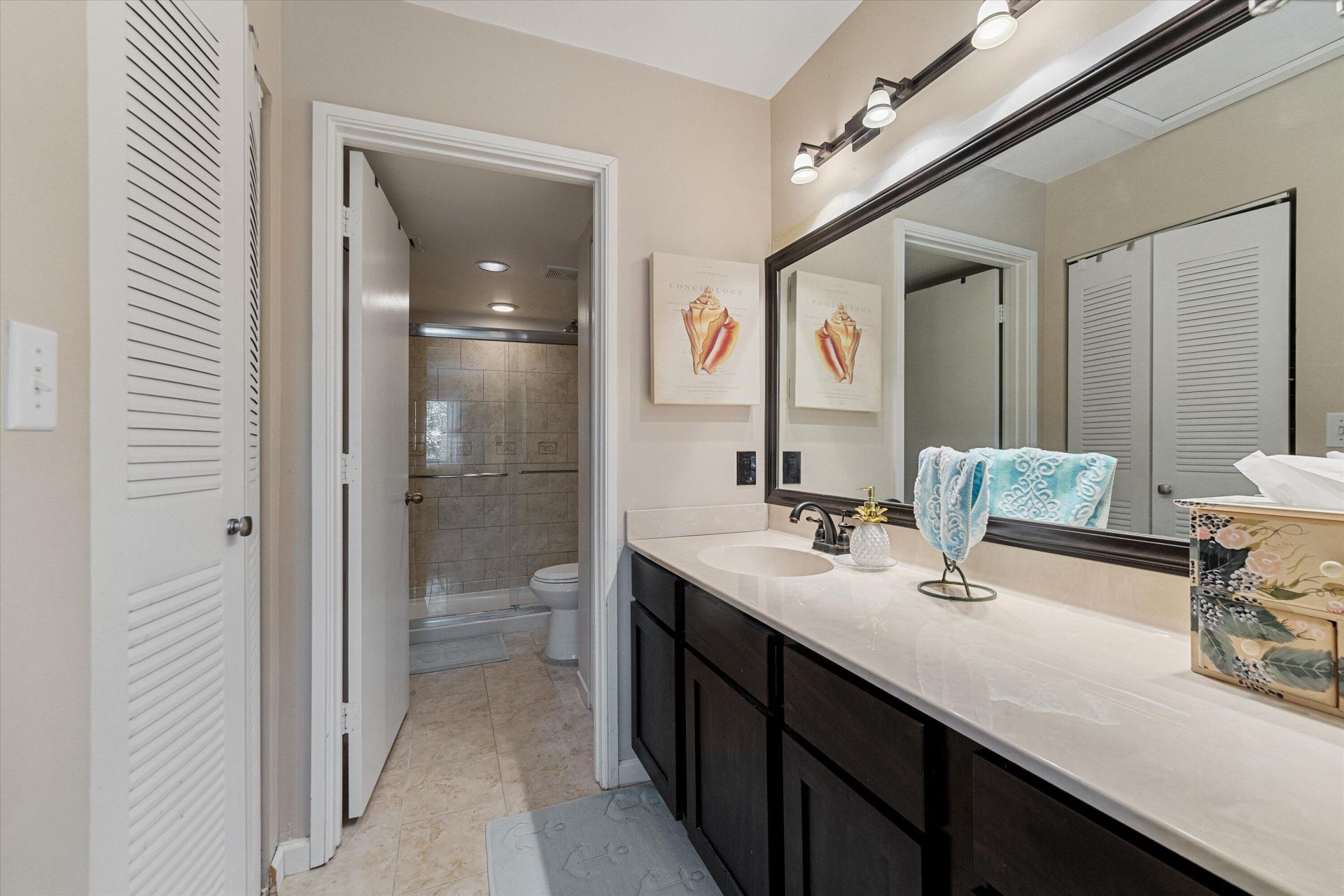 200 Scotia Drive, Unit 302, Hypoluxo, FL 33462 Photo