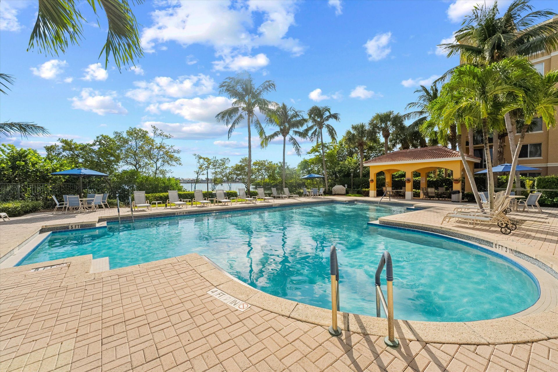 200 Scotia Drive, Unit 302, Hypoluxo, FL 33462 Photo