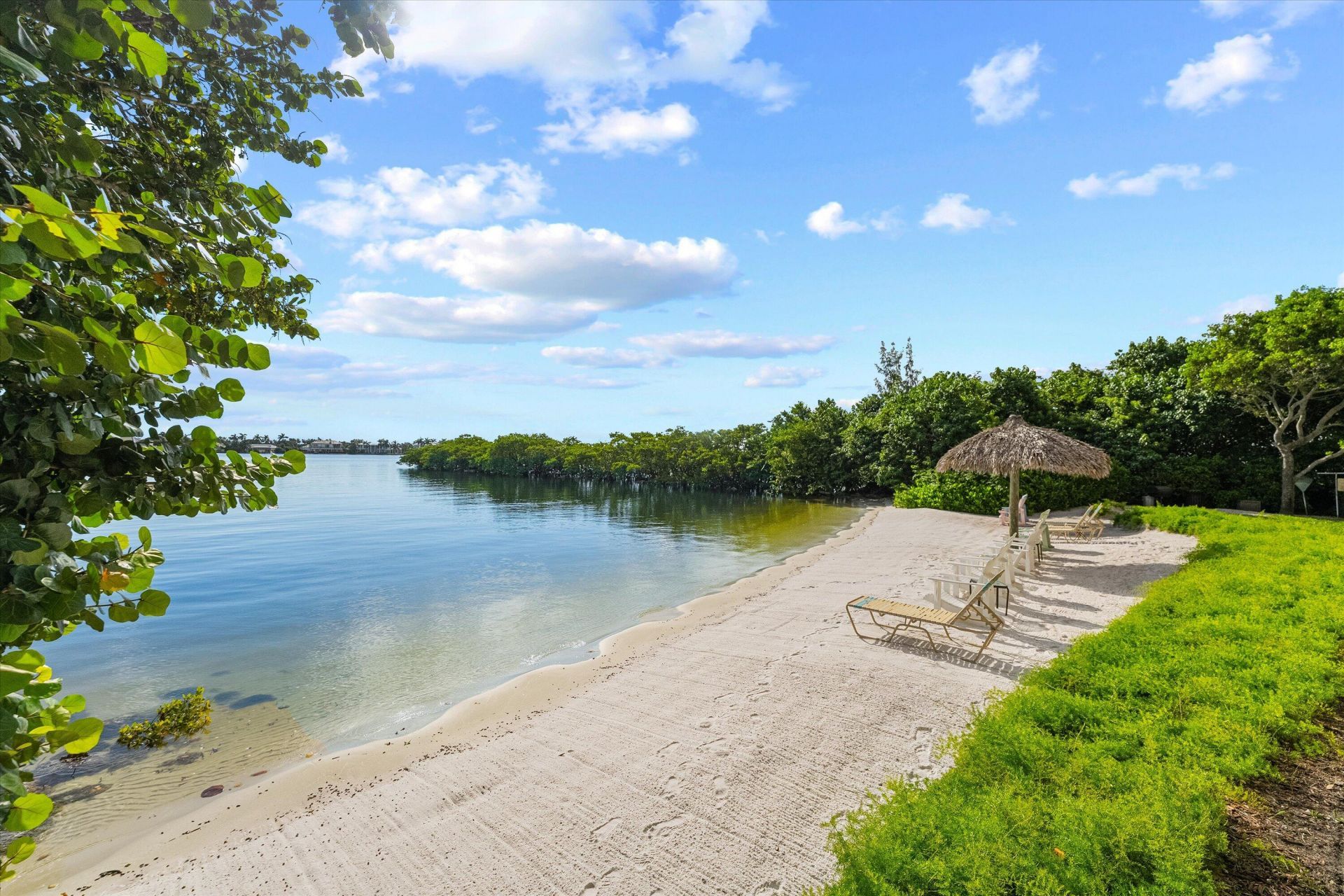 200 Scotia Drive, Unit 302, Hypoluxo, FL 33462 Photo