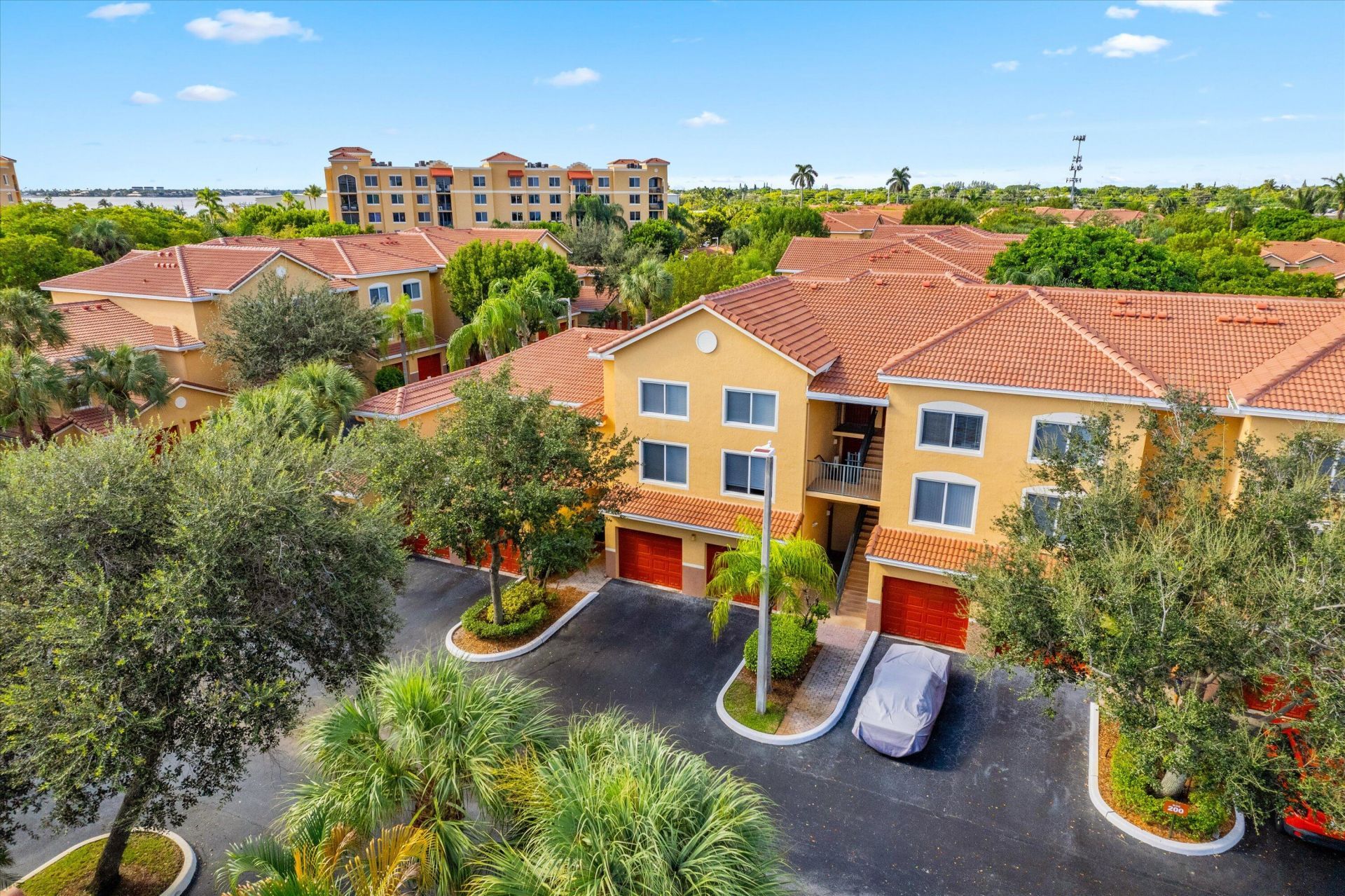 200 Scotia Drive, Unit 302, Hypoluxo, FL 33462 Photo