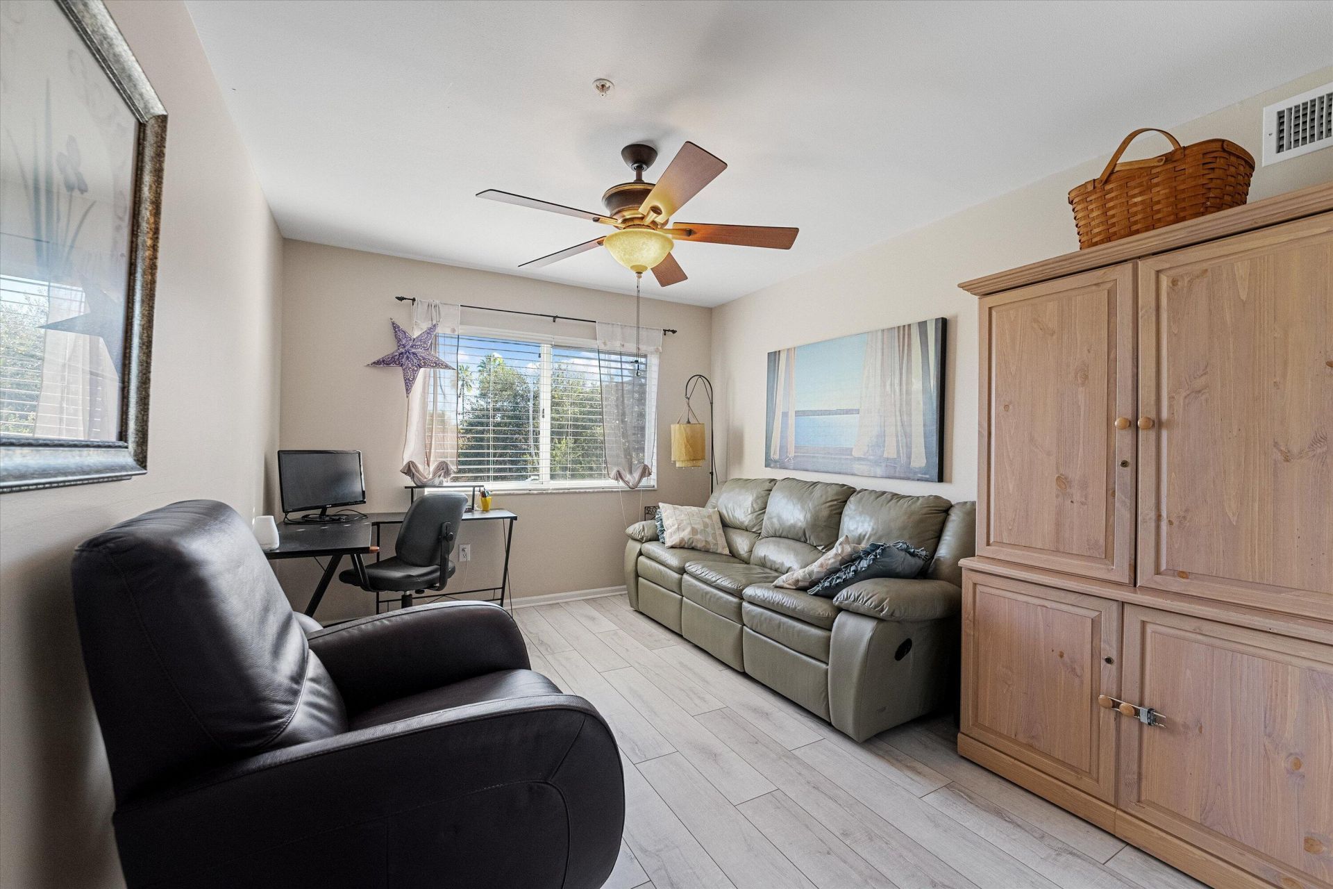 200 Scotia Drive, Unit 302, Hypoluxo, FL 33462 Photo
