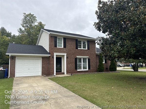 7800 Gallant Ridge Drive, Fayetteville, NC 28314