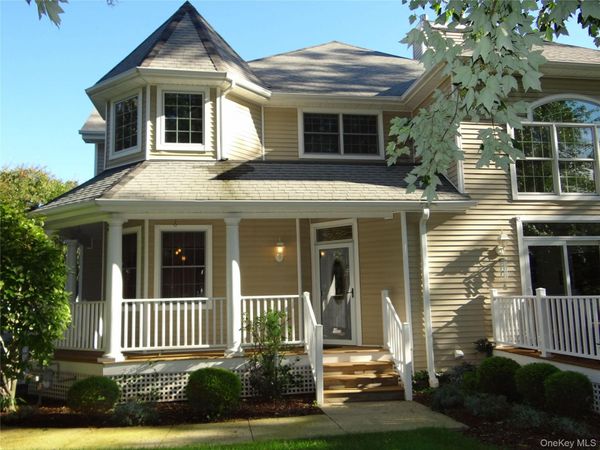 33 Blair Road , East Setauket, NY 11733