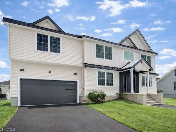 735 Vernon Ave, Kenilworth, NJ 07033