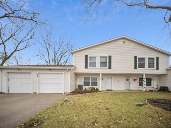 2166 N Heather Lane , Unit 43A, Palatine, IL 60074