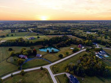3151 Raven Creek Drive, Lexington, KY 40515