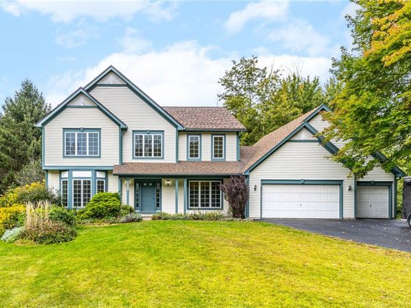 1250 Conifer Cove Ln Lane , Webster, NY 14580