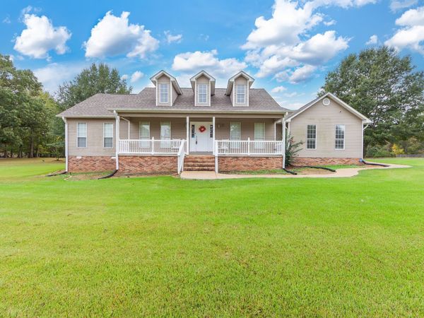 37 Seavers Rd , Milan, TN 38358