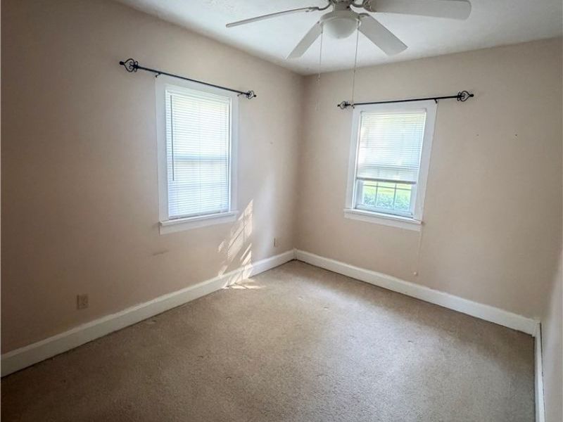 372 E Jefferson Street, Jefferson, OH 44047 Photo 12