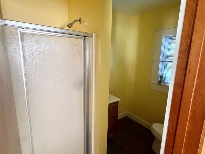 372 E Jefferson Street, Jefferson, OH 44047 Photo 6