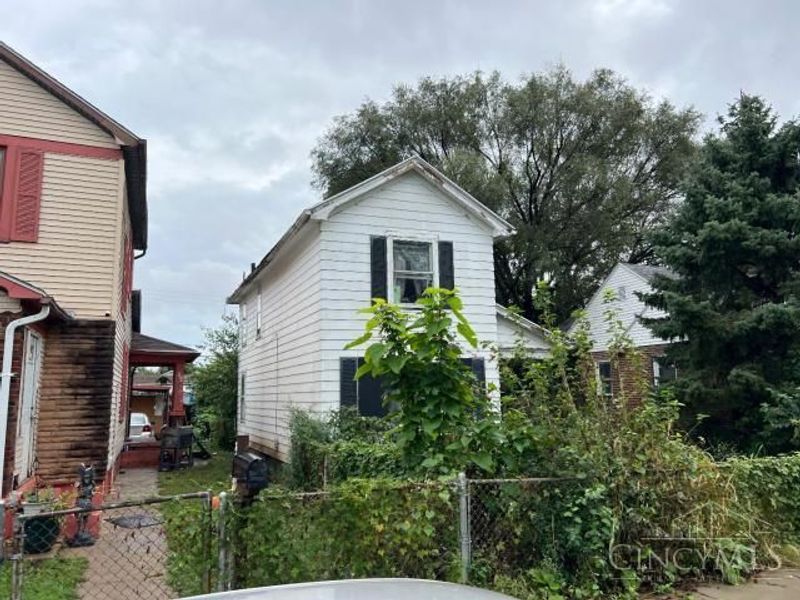 320 Alaska Street, Dayton, OH 45404 Photo 3