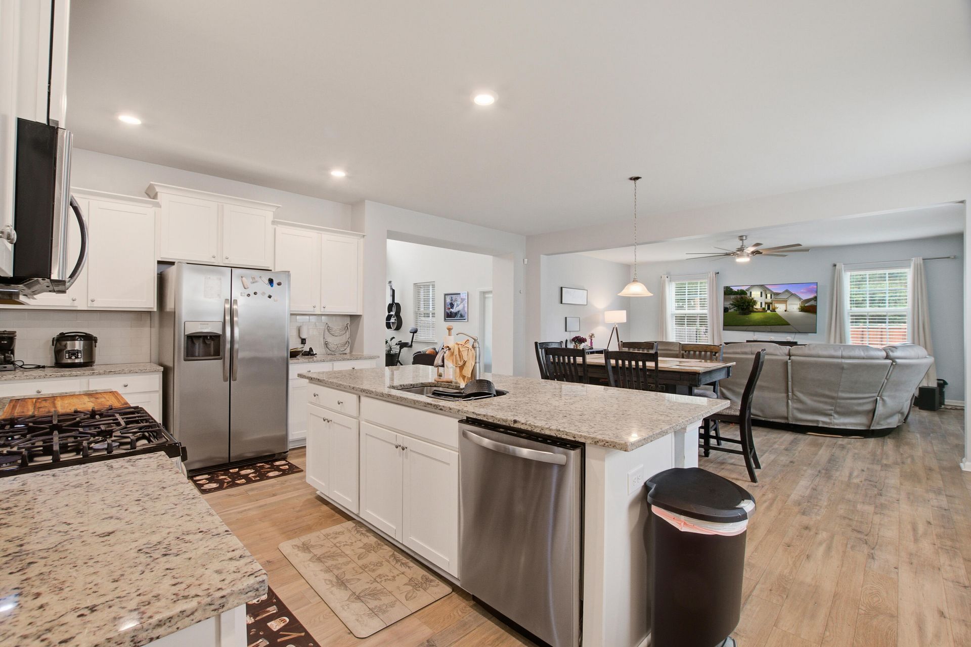 9937 Winged Elm Street Photo 18