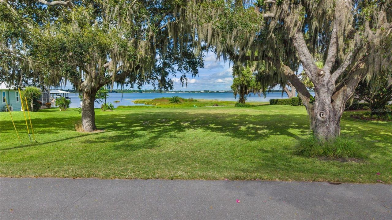 1425 Lake Lotela Drive, Avon Park, FL 33825 Photo