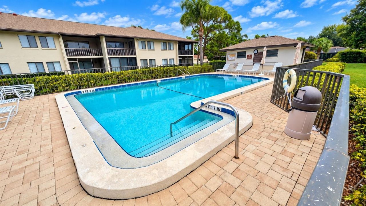 4519 Longwater , Unit 10, Sarasota, FL 34235 Photo