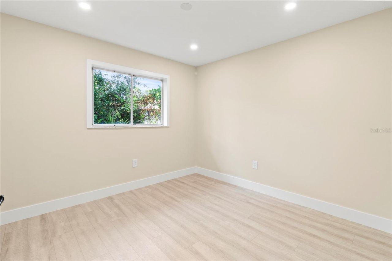 727 N Jefferson Avenue , Unit 727, Sarasota, FL 34237 Photo