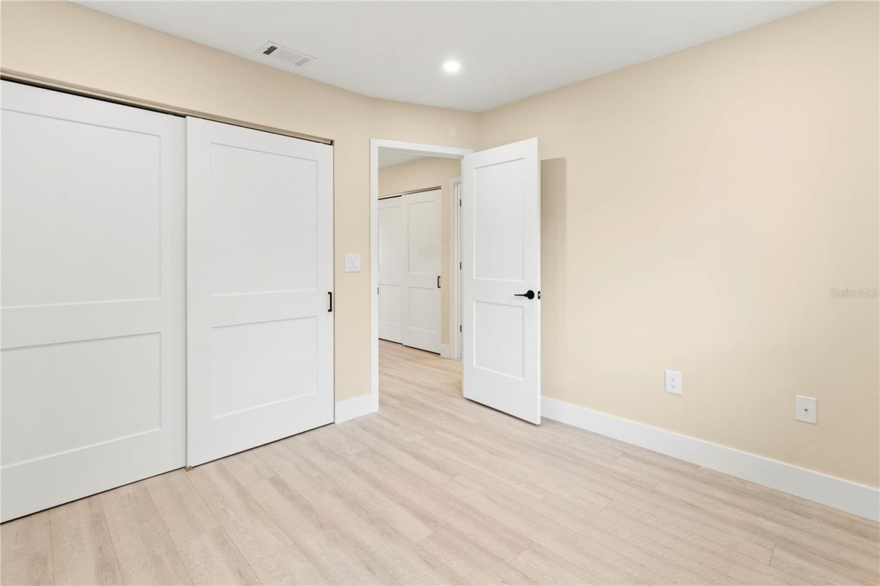 727 N Jefferson Avenue , Unit 727, Sarasota, FL 34237 Photo