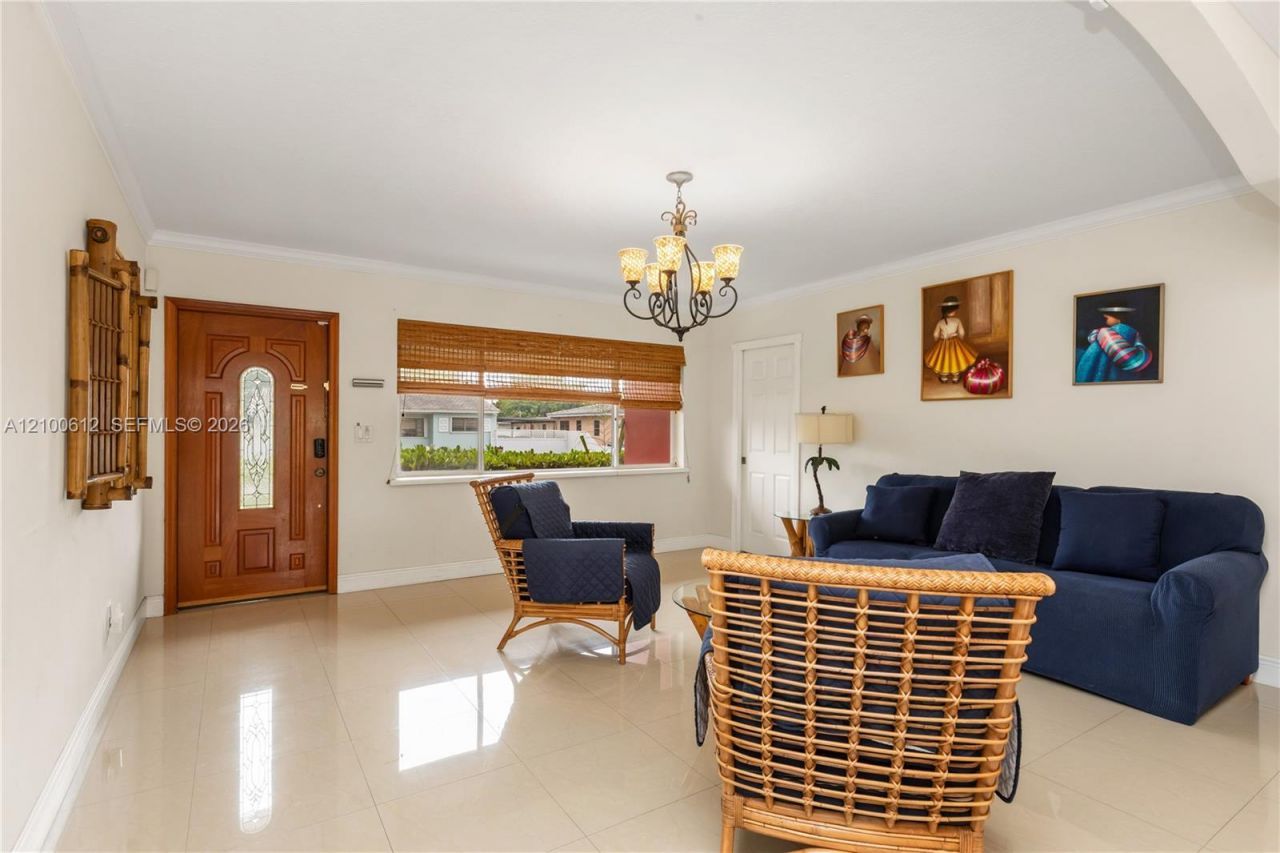 6625 SW 47th St , Miami, FL 33155 Photo