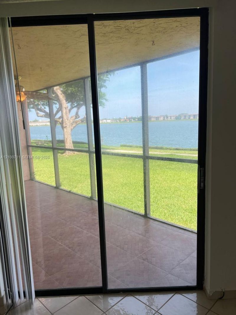 20850 San Simeon Way , Unit 106-5, Miami, FL 33179 Photo