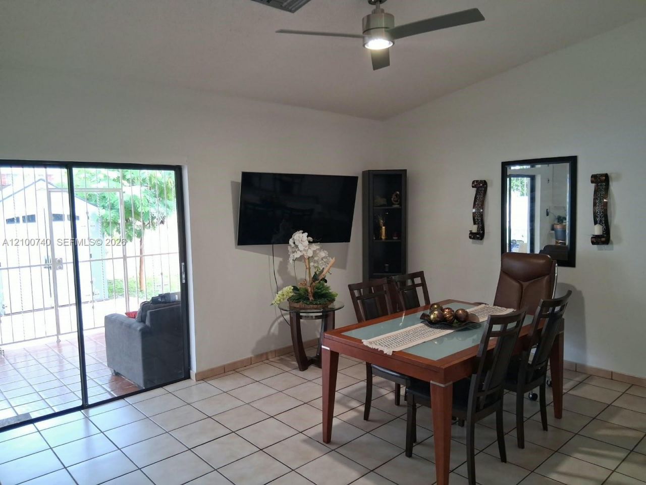 7557 W 4th Ln, Hialeah, FL 33014 Photo