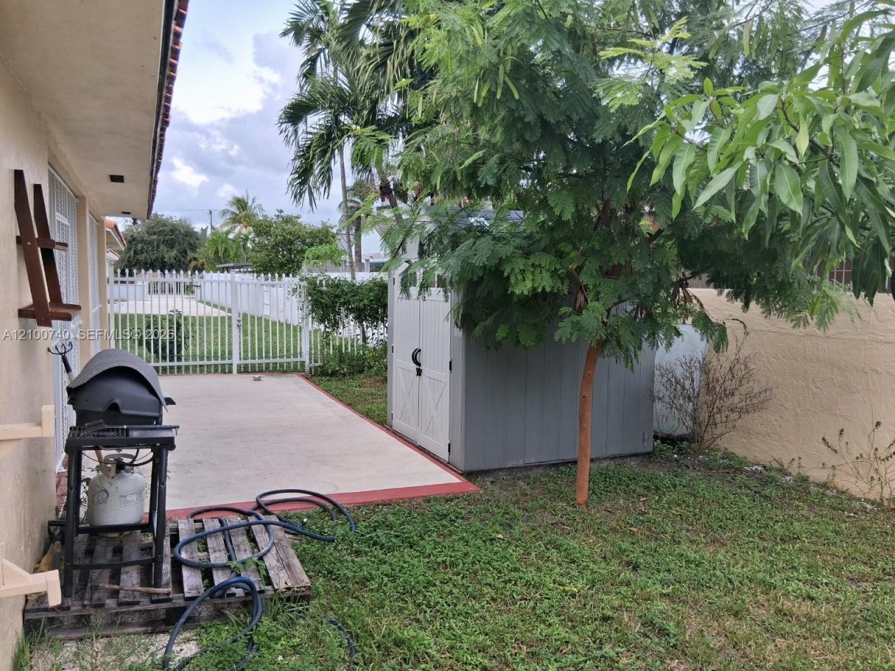 7557 W 4th Ln, Hialeah, FL 33014 Photo