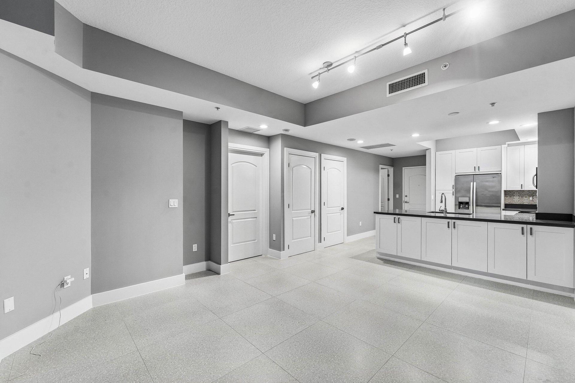801 S Olive Avenue, Unit 820, West Palm Beach, FL 33401 Photo