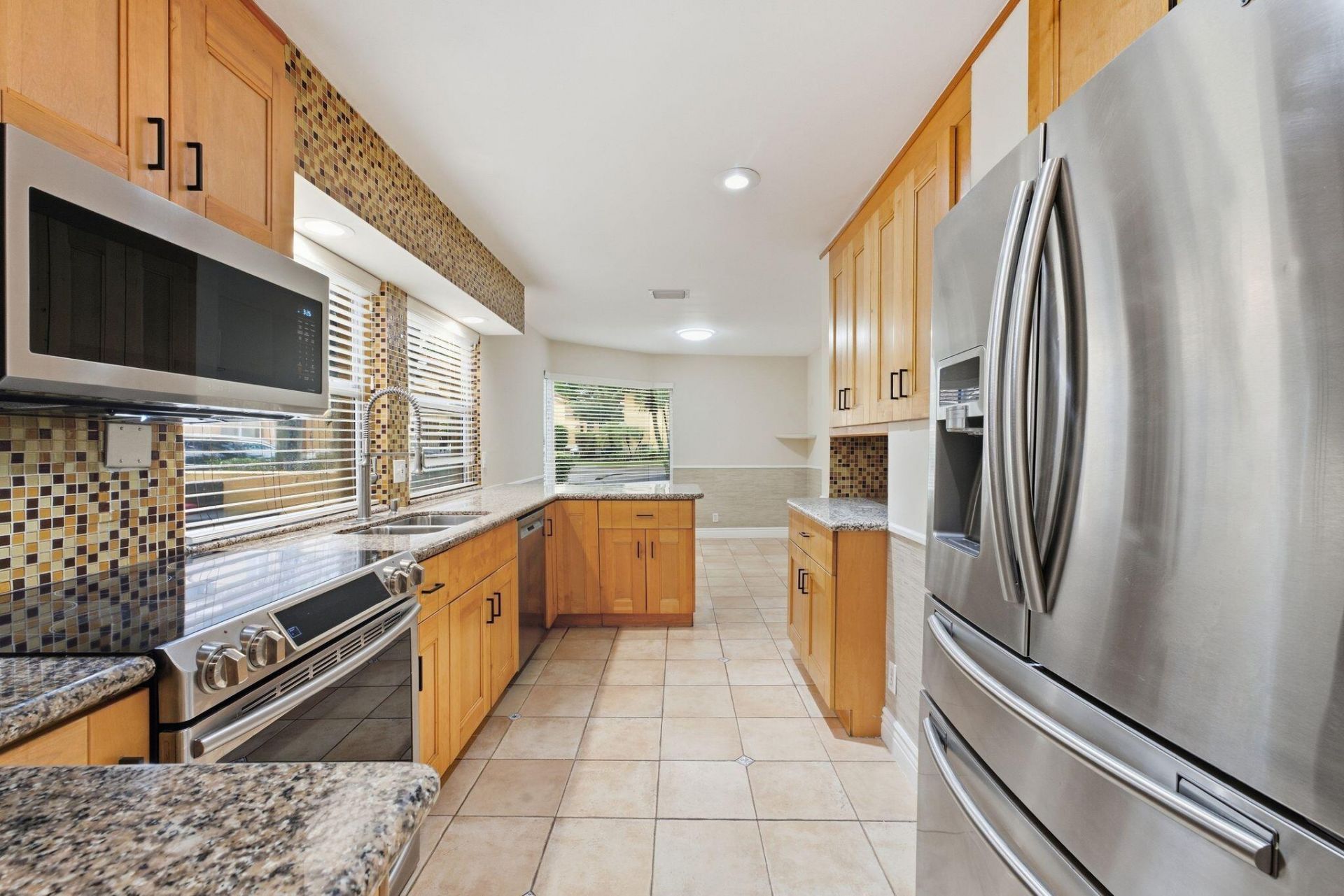 11375 Lakeview Drive, Unit 68-U, Coral Springs, FL 33071 Photo