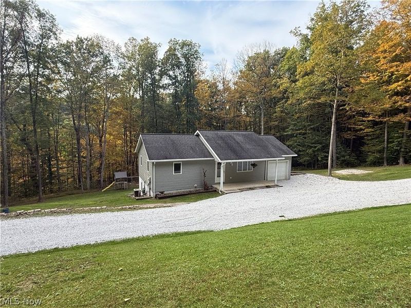 8020 Arbon Drive, Millersburg, OH 44654 Photo 3