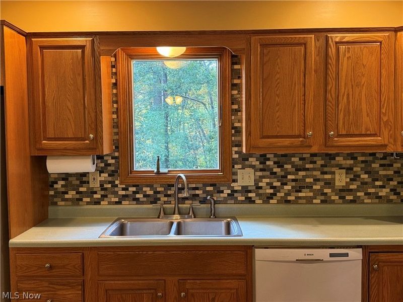 8020 Arbon Drive, Millersburg, OH 44654 Photo 6