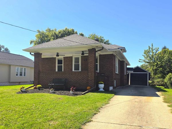 715 Catherine Street, OTTAWA, IL 61350